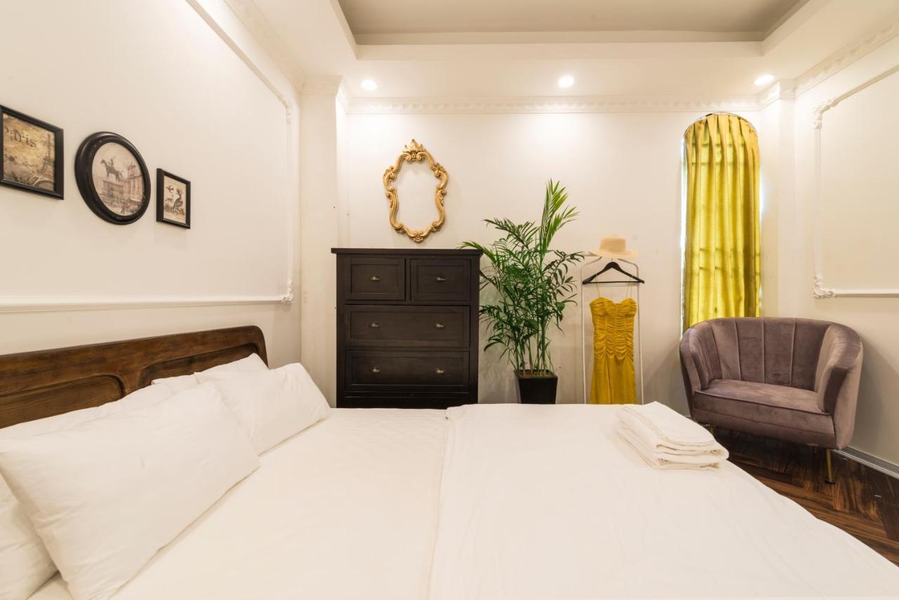 Chloe & Leo Boutique Homestay 하노이 외부 사진